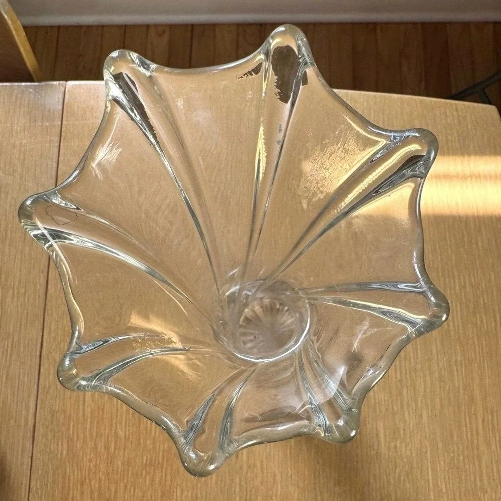 1900s VTG Dugan Swung Vase Glass Clear 8 Twisted Ribs Spiralex Elegant
